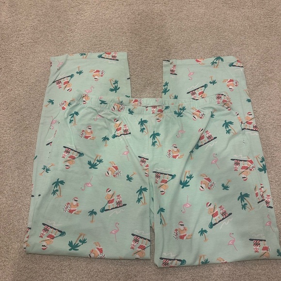 Matching Women's Tropical Santa Mix It Family Pajama Set, Created for Macy's - Picture 8 of 11